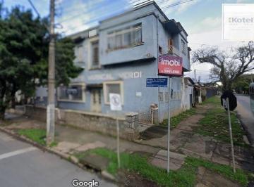 Casa · 290m² · 2 Vagas · Casa à venda - em Santa Maria Goretti
