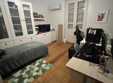 Casa · 350m² · 4 Quartos · Casa em alvenaria, próxima à 24 de outubro, com a seguinte composição