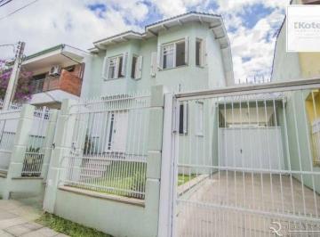 Casa · 326m² · 4 Quartos · 4 Vagas · Casa 4 quartos, 4 suítes, 4 vagas e pátio com piscina no Bairro Vila Ipiranga