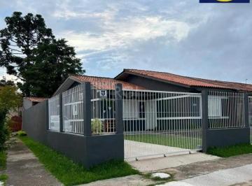 Casa · 70m² · 4 Quartos · 2 Vagas · Casa no bairro Hípica - 4 dormitórios