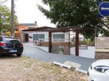 Casa · 455m² · 5 Quartos · 8 Vagas · Casa para Venda - 454.7m², 5 dormitórios, sendo 1 suites, 8 vagas - Teresópolis