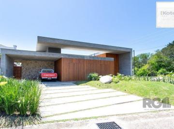 Casa · 389m² · 4 Quartos · 4 Vagas · A Casa Le Mans, uma residência térrea de esquina com 389,48m2 de área coberta