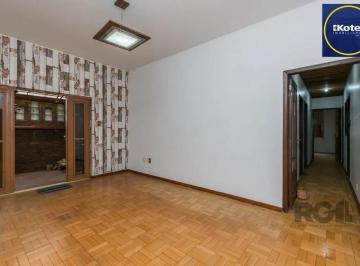 Casa · 150m² · 3 Quartos · 2 Vagas · Excelente casa de 150m² com 3 dormitórios e 2 vagas.