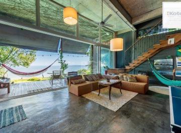 Casa · 300m² · 3 Quartos · 2 Vagas · Casa para Venda - 300m², 3 dormitórios, sendo 3 suites, 2 vagas - Sétimo Céu
