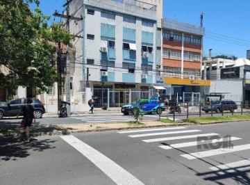 Apartamento · 42m² · 1 Quarto · Apartamento 1Dormitório desocupado na Venâncio Aires piso parquêt ensolarado ár