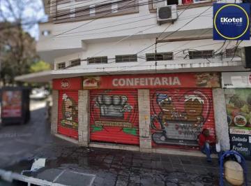 Comercial · 59m² · 1 Quarto · Loja de esquina na Avenida Protásio Alves Bairro Rio Branco