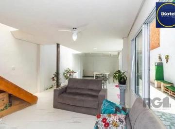 Casa · 117m² · 3 Quartos · 3 Vagas · Casa à venda - em Azenha