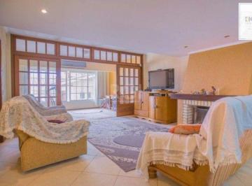 Casa · 309m² · 3 Quartos · 3 Vagas · Casa para Venda - 309m², 3 dormitórios, sendo 1 suites, 3 vagas - Medianeira