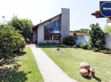 Casa · 250m² · 3 Quartos · 3 Vagas · Casa para Venda - 250m², 3 dormitórios, sendo 2 suites, 3 vagas - Ponta Grossa