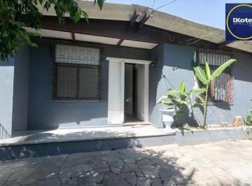Casa · 54m² · 3 Quartos · 2 Vagas · Casa com 3 dormitórios e 2 vagas no Bairro Parque dos Maias