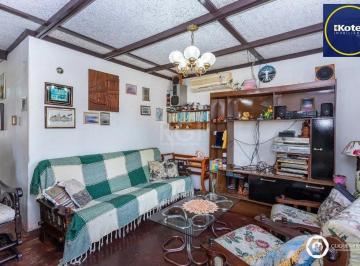 Casa · 93m² · 4 Quartos · 4 Vagas · Casa para Venda - 93m², 4 dormitórios, sendo 1 suites, 4 vagas - Jardim Leopoldi