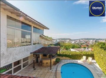 Casa · 440m² · 5 Quartos · 4 Vagas · Ótima Oportunidade de Venda - Entre em Contato Conosco