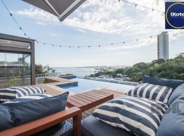 Apartamento · 358m² · 3 Quartos · 3 Vagas · Cobertura de alto padrão, construtora Clave, vista perene para o Rio, 3 suítes,