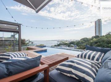 Apartamento · 358m² · 3 Quartos · 3 Vagas · Cobertura de alto padrão, construtora Clave, vista perene para o Rio, 3 suítes,