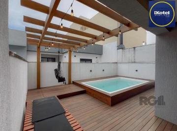 Casa · 223m² · 3 Quartos · 2 Vagas · Encantadora residência em condomínio fechado no bairro Hípica.