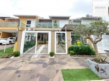 Casa · 153m² · 3 Quartos · 2 Vagas · Excelente sobrado no Residencial Jardins do Prado de 3 dormitórios sendo uma suí