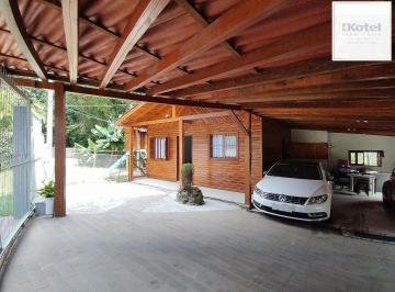 Casa · 110m² · 4 Quartos · 2 Vagas · Casa térrea, 2 quartos, edícula com 2 quartos, pático, piscina - Bairro Cavalhad