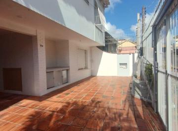 Casa · 249m² · 3 Quartos · 3 Vagas · Excelente Casa com 03 suítes + Apto nos fundos com 01 Dor. Garagem 3 carros