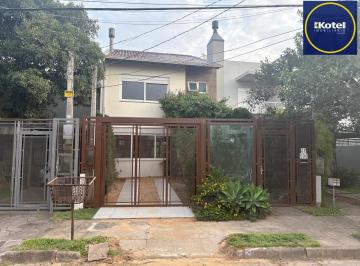Casa · 170m² · 3 Quartos · 2 Vagas · Casa à venda - em Hípica