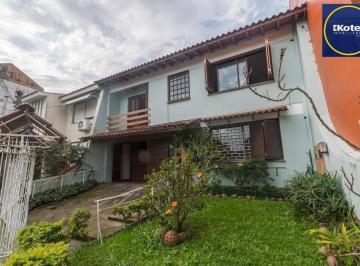 Casa · 242m² · 4 Quartos · 4 Vagas · Casa 4 dormitórios no bairro Ipanema