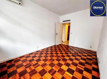 Apartamento · 202m² · 3 Quartos · 1 Vaga · Apartamento no Centro de 3 dormitórios e vaga