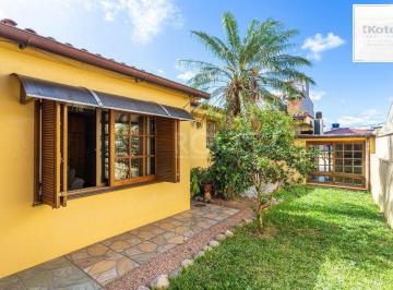 Casa · 234m² · 3 Quartos · 3 Vagas · Casa no bairro Petrópolis de 3 dormitórios