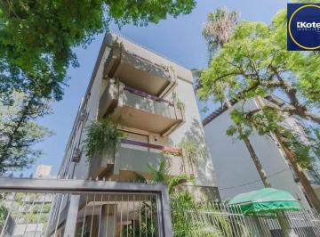 Apartamento · 221m² · 3 Quartos · 2 Vagas · Cobertura com 3 quartos (1 suíte), elevador 2 vagas no Bairro Higienópolis