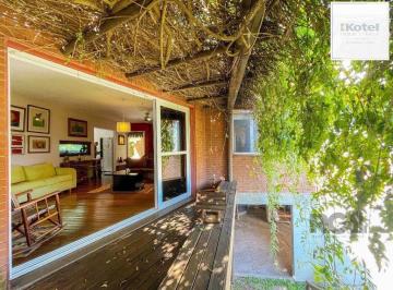 Casa · 193m² · 3 Quartos · 1 Vaga · Casa 3 Dormitório(s) Bairro Teresópolis