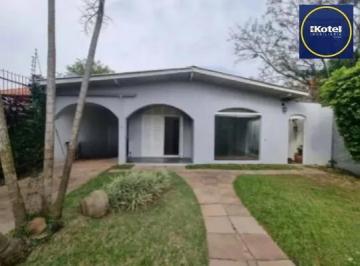 Casa · 435m² · 3 Quartos · 5 Vagas · Casa 3 Dormitórios com Piscina à Venda no Guarujá – Zona Sul de Porto Alegre