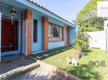 Casa · 165m² · 3 Quartos · 3 Vagas · Casa térrea, com 3 dormitórios, 1 suíte, no bairro Ipanema.