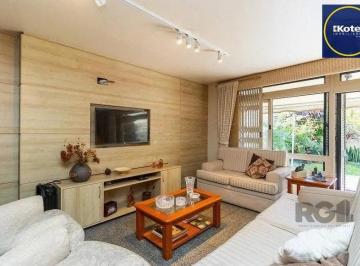 Casa · 235m² · 4 Quartos · 2 Vagas · Casa para Venda - 235m², 4 dormitórios, sendo 1 suites, 2 vagas - Azenha