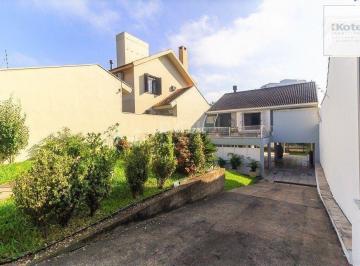 Casa · 227m² · 3 Quartos · 4 Vagas · Casa para Venda - 227m², 3 dormitórios, sendo 1 suites, 4 vagas - Azenha