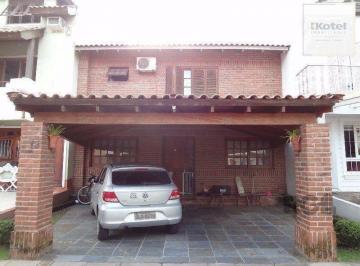 Casa · 248m² · 3 Quartos · 2 Vagas · Casa à venda - em Cavalhada