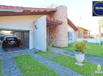 Casa · 215m² · 3 Quartos · 3 Vagas · Casa para Venda - 215m², 3 dormitórios, sendo 1 suites, 3 vagas - Sarandi