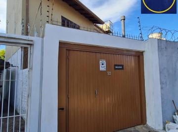 Casa · 174m² · 2 Quartos · 2 Vagas · SOBRADO 01 DORMITÓRIO BAIRRO MEDIANEIRA