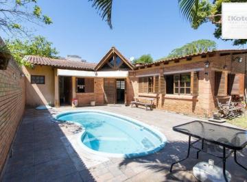 Casa · 200m² · 2 Quartos · 3 Vagas · Casa à venda - em Camaquã