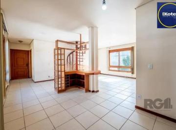 Apartamento · 224m² · 3 Quartos · 2 Vagas · Cobertura desocupada, espaçosa e bem iluminada nos bairros Bom Fim/Rio Branco, c