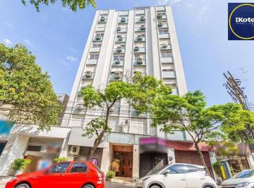 Apartamento · 111m² · 3 Quartos · 1 Vaga · Apartamento de 3 quartos,  1 suíte, andar alto