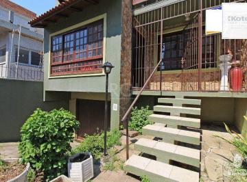 Casa · 202m² · 4 Quartos · 3 Vagas · Casa para Venda - 202m², 4 dormitórios, sendo 1 suites, 3 vagas - Petrópolis