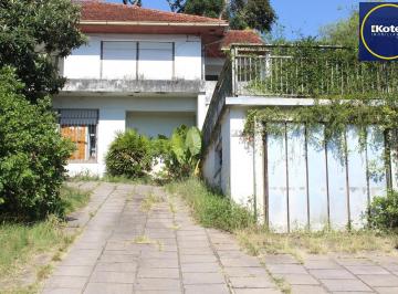 Casa · 506m² · 4 Quartos · 2 Vagas · Imponente casa na Vila Assunção