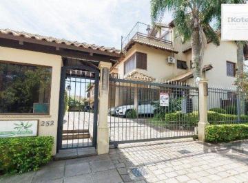 Casa · 219m² · 3 Quartos · 2 Vagas · Casa à venda - em Tristeza