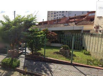 Casa · 250m² · 3 Quartos · 2 Vagas · Casa 3 dormitórios no Bairro Glória, próxima a Prof. Oscar Pereira.