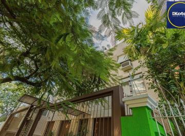 Apartamento · 201m² · 4 Quartos · 1 Vaga · cobertura de quatro quartos, suíte e uma vaga de garagem no bairro higienópolis