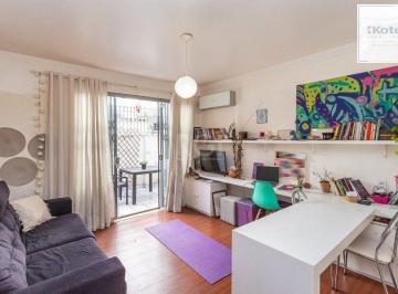 Apartamento · 51m² · 1 Quarto · Apartamento térreo com pátio de 1 dormitório no bairro Santa Cecilia