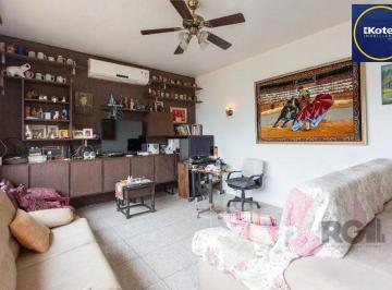 Casa · 244m² · 4 Quartos · 3 Vagas · casa de 4 dormitórios no bairro cavalhada
