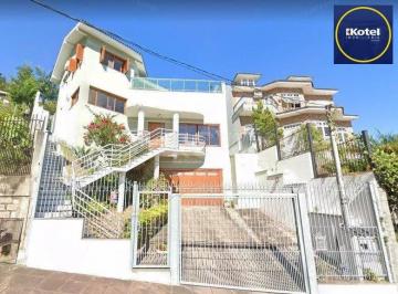 Casa · 279m² · 3 Quartos · 4 Vagas · Casa para Venda - 279m², 3 dormitórios, sendo 1 suites, 4 vagas - Teresópolis
