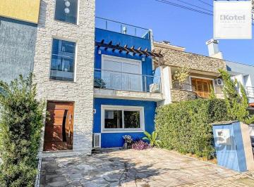 Casa · 247m² · 4 Quartos · 2 Vagas · Casa à venda - em Hípica