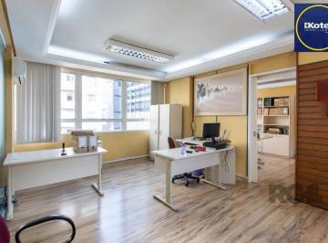 Comercial · 37m² · Comercial à venda - no Centro Histórico