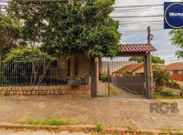 Casa · 231m² · 4 Quartos · 4 Vagas · Casa de 4 dormitórios no bairro Espírito Santo