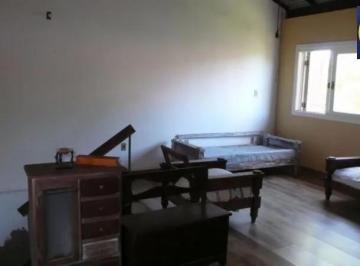Casa · 220m² · 3 Quartos · 1 Vaga · Casa Ampla com 2 pavimentos , grande pátio